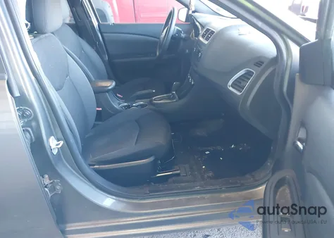 2012 Dodge Avenger Se z USA, uszkodzony, nr VIN 1C3CDZAB4CN285867